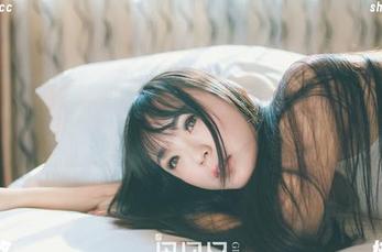 GIRLT果团网 – 松果儿的海边独白：在线图集，沙滩与她交织出的小故事