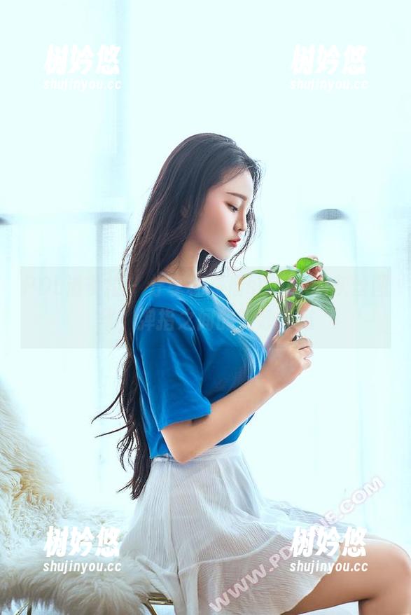 PDL潘多拉-杨晨晨sugar PDL潘多拉 - 分享杨晨晨sugar的灰丝图集,弹指之间的微妙气息