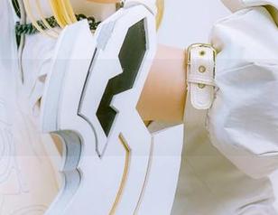 无意间一瞥,PingPing的私拍“女仆”让我想停留在这里——这画面啊。