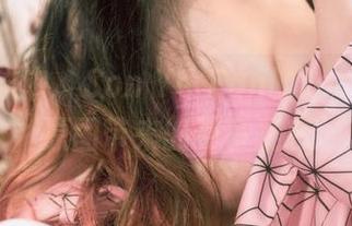 发散思维中,Son Ye Eun的Loozy女王原图带来的更多疑惑