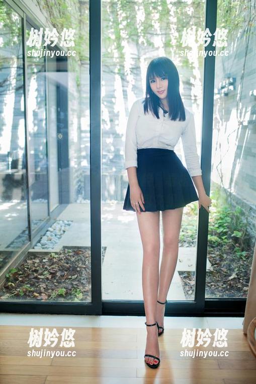 TuiGirl推女郎-松果儿 TuiGirl推女郎 - 棉袜控,看松果儿如何让私拍与图包交织