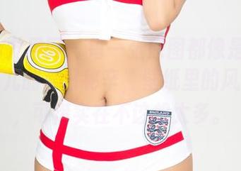 UGirls尤果网 – 每一张原图都像是在诉说娜依灵儿的夏日秘辛，壁纸里的风景好美，可惜实在不该想太多。