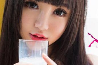 UGirls尤果网 - 护士装可以撒娇吗？霓梓心的写真在网盘里接受挑战！