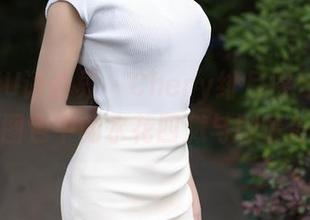 XIAOYU语画界 - Chery绯月樱与浴缸：私拍图包中的水花四溅与剧情反转。