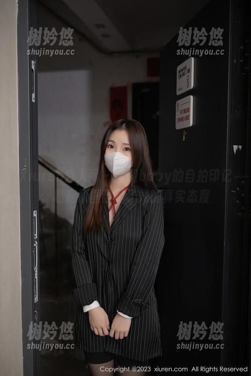 Xiuren秀人网-南湘baby Xiuren秀人网 - 南湘baby的自拍印记:私房原图显示了她的真实态度