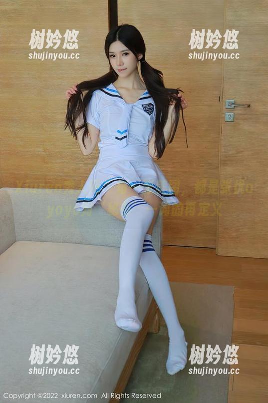 Xiuren秀人网-张优ayoyo Xiuren秀人网 - 每一张美图,都是张优ayoyo对‘秘书’一词的再定义