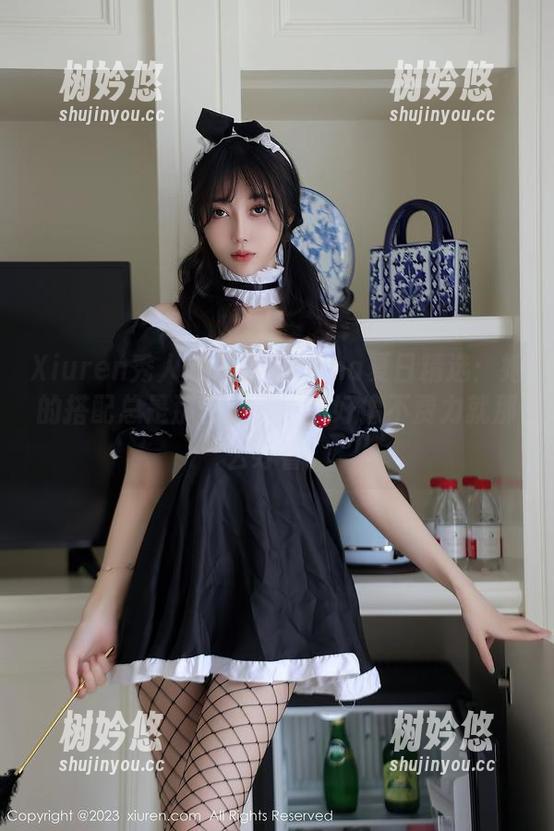 Xiuren秀人网-木子nana Xiuren秀人网 - 木子nana夏日精选:她的搭配总是那么随意,却好像不费力就那么好看。