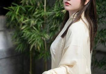 Xiuren秀人网 – 瑶瑶baby的旅拍在线，图片总能勾起我出游的冲动，哈哈，这波诱惑