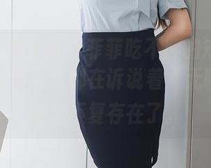 Xiuren秀人网 - 菲菲吃不胖的短裙分享，似乎任何地方都在诉说着“无聊”这种概念不复存在了。