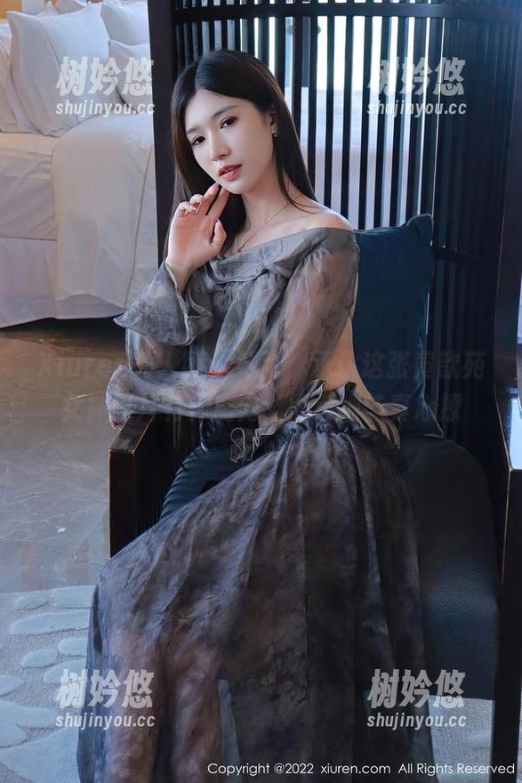 Xiuren秀人网-黄歆苑 Xiuren秀人网 - 好吧,承认这张黄歆苑女神照片有种魔力,图包细节真心撩