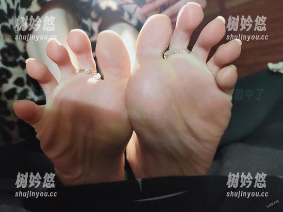 YuYu超甜丫 微密圈 - 少女心事多,YuYu超甜丫的私拍套图戳中了我的软肋