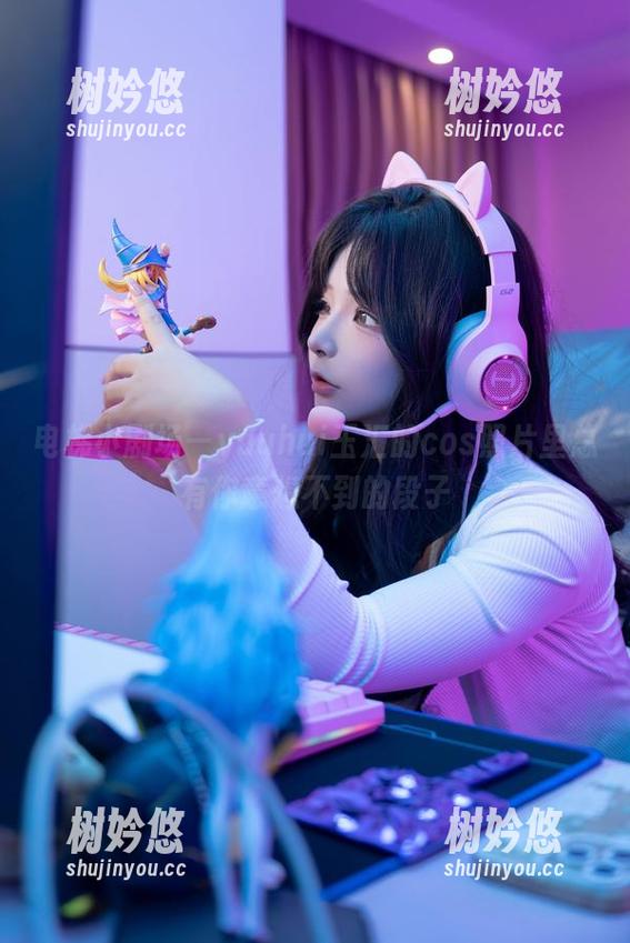 yuuhui玉汇 电梯小剧场—yuuhui玉汇的cos照片里总有你意想不到的段子
