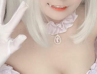 壁纸里的佳佳好难啊——法式猫耳娘，你确定不想和她一起喝咖啡？