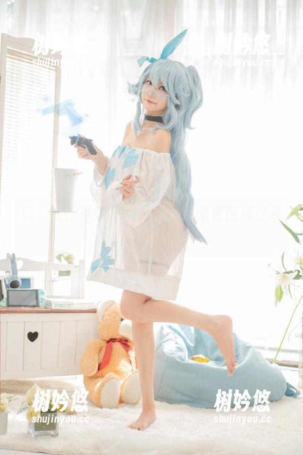 卜呦 当卜呦化身双马尾女神,高清套图等你观察小细节!