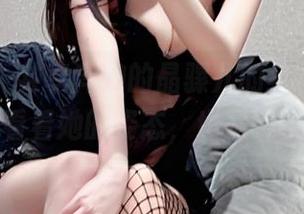 微密圈 - 共享奔跑的晶骡儿的红裙套图,看着她的姿态,也是醉了
