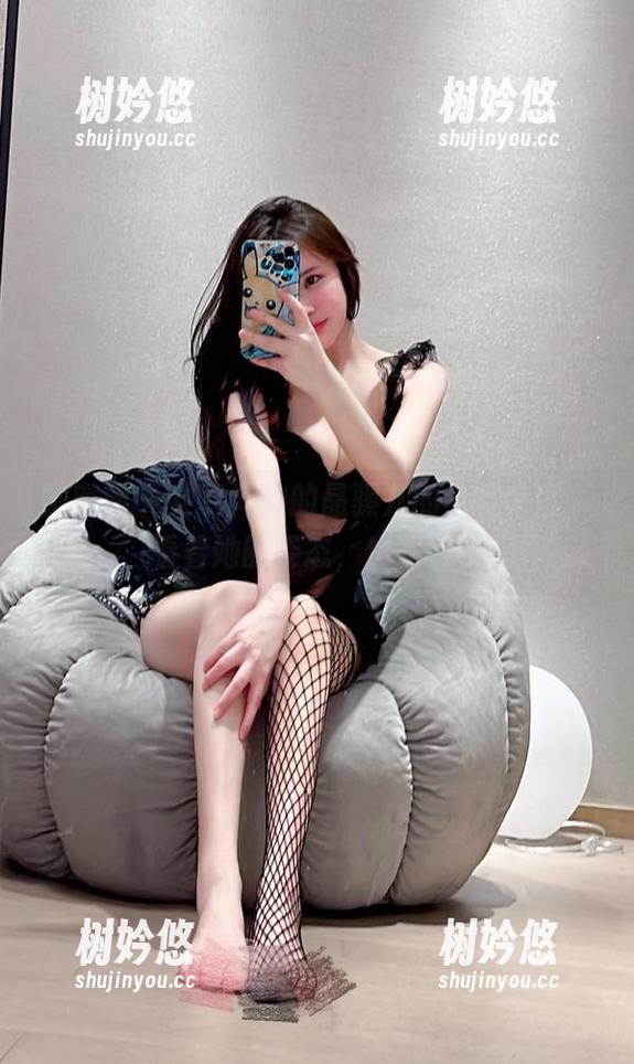 奔跑的晶骡儿 微密圈 - 共享奔跑的晶骡儿的红裙套图,看着她的姿态,也是醉了