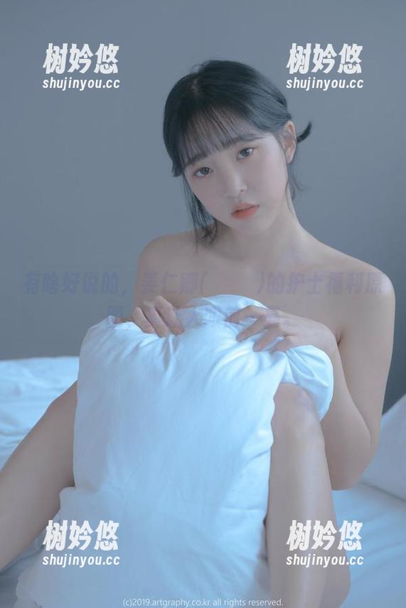 有啥好说的，姜仁卿(강인경)的护士福利原图，真让人眼前一亮。