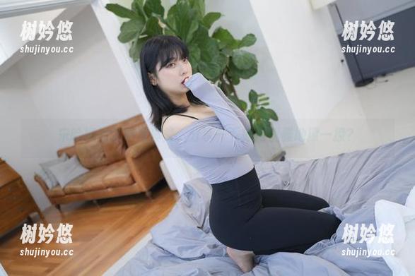 宋哈娜的御姐写真集，分享一下如何优雅地撩一撩？
