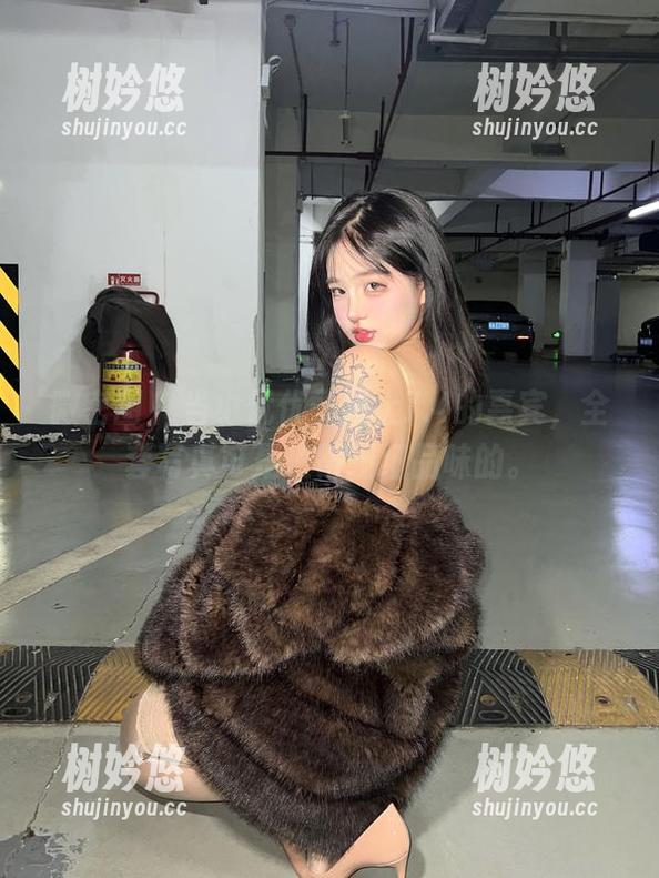 小优优子 微密圈 - 当小优优子碰上7.4的嘉宾,全套写真可是值得细细品味的。