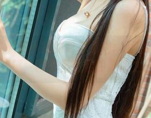 尤果网 - 妮小妖的粉色卷轴：原图中潜藏的欲望，图册里难熬的灵魂之歌…