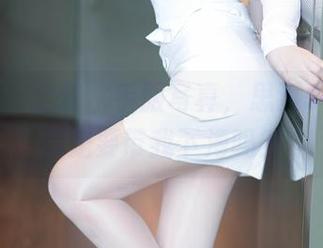尤蜜荟 - 全套水手服写真,思淇Sukiiii你是要带我下海吗?