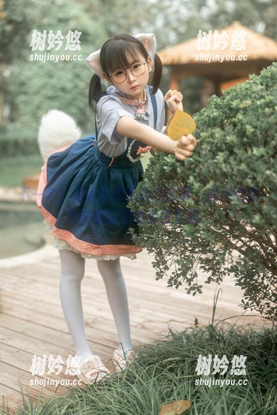幼水铃衣 下一个!幼水铃衣的秋月爱莉,沙沙的图片好像在召唤你去下载。