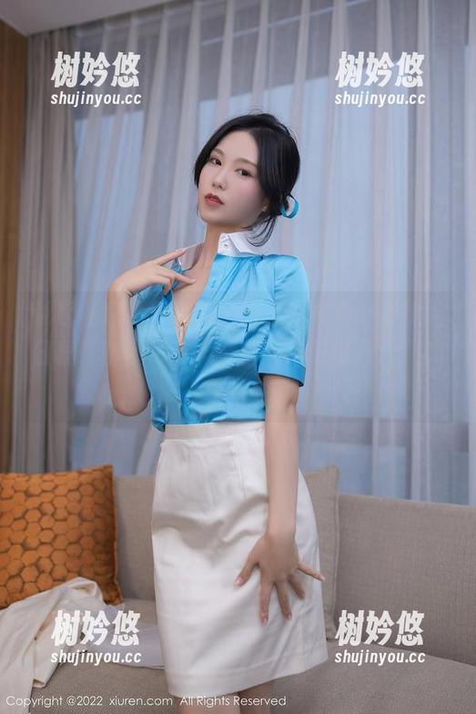 抖娘利世 说起私房,抖娘利世的连体衣必须得提上日程,仿佛每个角度都是“可以放大”的信号。