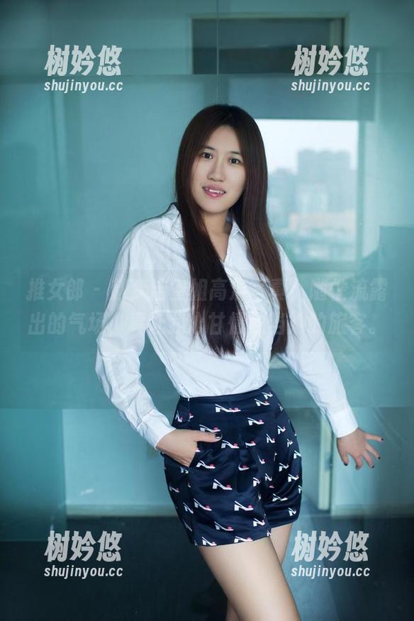 推女郎-赵梦洁 推女郎 - 赵梦洁空姐高清写真,随性流露出的气场,真让我心甘情愿当她的旅客。