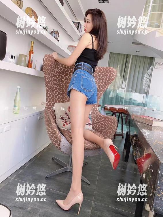 微密圈 - 浴缸这样拍，林子喵Lynne真会“利用”资源，图集里每一处都让人停留。