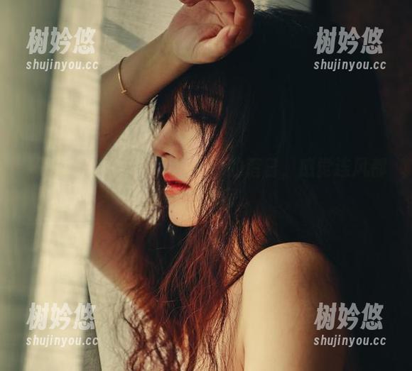 樱晚gigi 精选樱晚gigi官网:此时的落日,感觉连风都变得暧昧了。