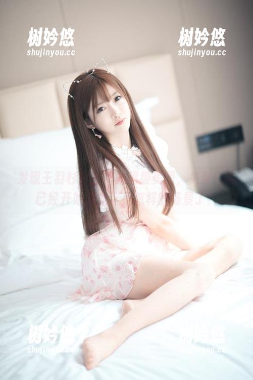 王羽杉 发现王羽杉穿白裙的超级美图,免费!我已经开始想象这是怎样的场景了!