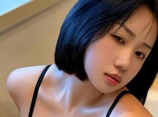 微密圈 - 瑜瑾u的灰丝最新图集,一秒带你领略‘灰色境界’!