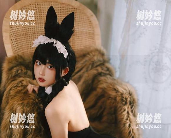 瓦斯塔亚小龙虾 瓦斯塔亚小龙虾的校园合集:图里捉迷藏,谁抓到谁吃虾?
