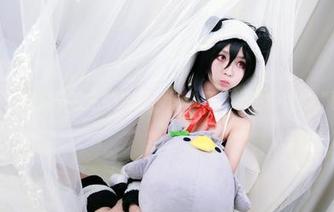 高清畅享:白易子教主的校服,让你怀念学生时代的“骚动”!