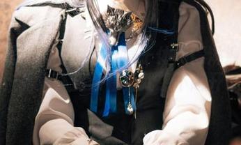 这种居家氛围百合欧皇子体现得淋漓尽致,作品集,资源看着就想不离开了。