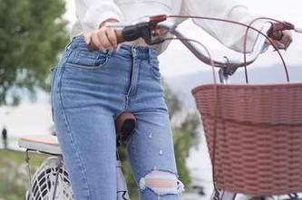秀人网 - 精选套图：那件旗袍里的爱丽莎Lisa，似乎有种能让人偷心的魔力