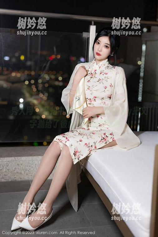 秀人网-私语baby 秀人网 - 私拍中的女孩,私语baby把文字抛给了彼此间的那份暧昧。