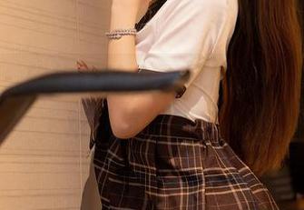 秀人网 - 软软酱的少女风格，资源看得我难以抗拒的XM