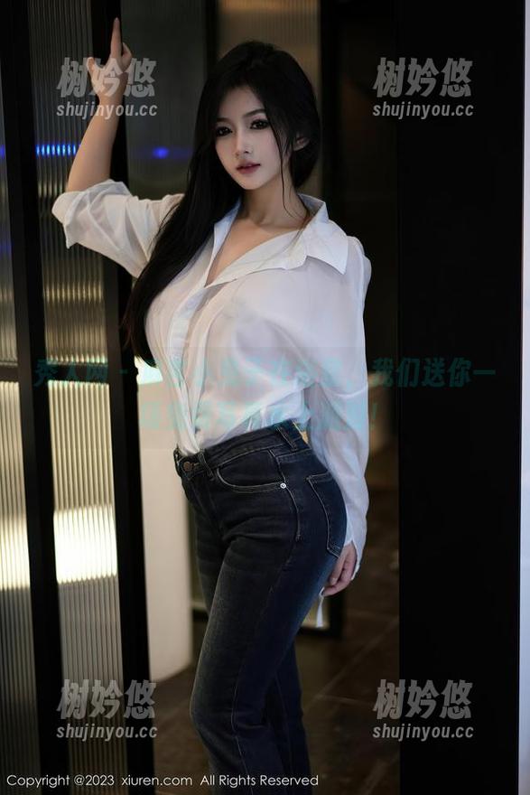 秀人网-麻吉小兔子 秀人网 - 麻吉小兔子在浴室,我们送你一场免费写真水上派对!