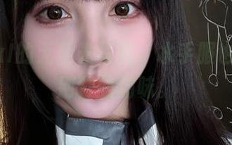 秋山AkI的无圣光写真,水手服也能展现别样的韵味。