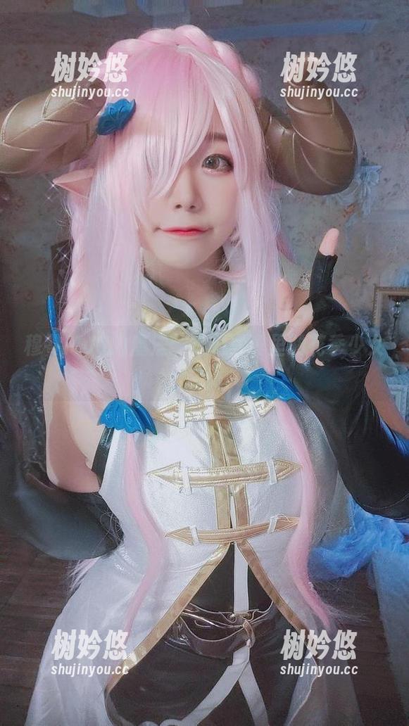 穆零Mu0 穆零Mu0的魔法:定制写真里的花季少女之旅