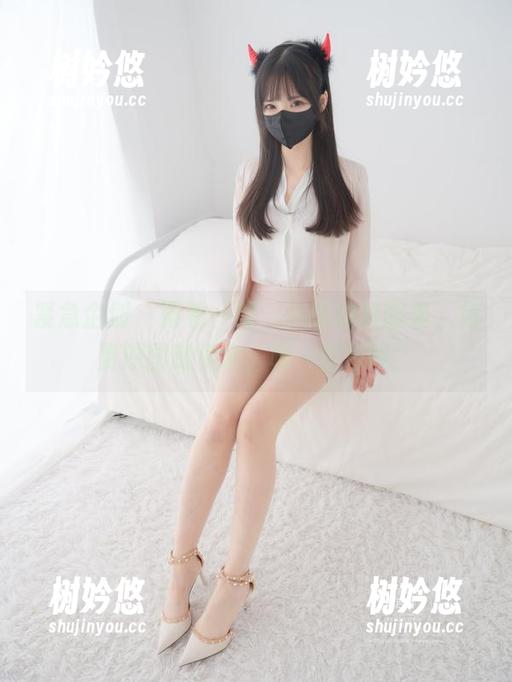 紧急企划-小恩 紧急企划 - 再看一眼,小恩的校服集,免费原图随便拿,嗯…套路吗?