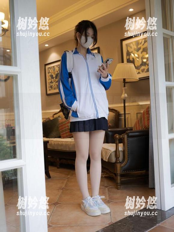 紧急企划 - 想把小恩的体操服原图做成我的壁纸，然后发给朋友们看，哈哈，不怕尴尬！