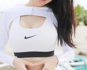 美媛馆 - 女神合集又来了,绮里嘉Carina的更新让我想探讨:“优雅是遗传,还是可以学的?”