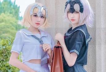 这个泡泡就是逊啦黑贞德套图,让我思绪万千,无可奈何的美