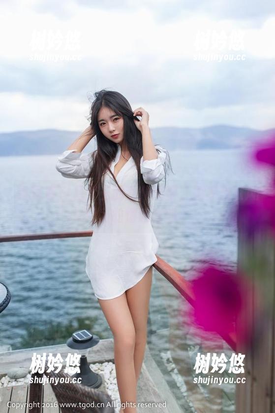 青豆客-吕梦玉 青豆客 - 吕梦玉的女仆造型,图库里凉风习习的惬意时刻。