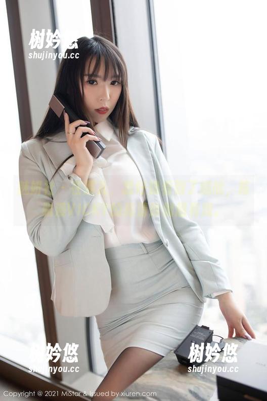 魅妍社-陈雅漫VICKY 魅妍社 - 在那儿,我好像看到了尴尬,陈雅漫VICKY的高清瑜伽超有戏。